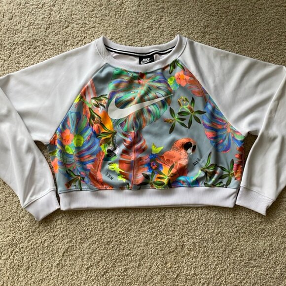 Nike Women's Large Floral Multi-Color Cropped Sweatshirt - NWOT - Picture 1 of 8